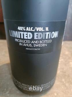 Extrêmement rare, édition limitée Absolute New Zealand 2e peau, seulement 12 000 exemplaires produits