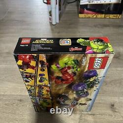 Lego Marvel Super Heroes Hulk Vs. Red Hulk (76078) Extrêmement Rare