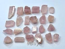 Lot de cristaux bruts de topaze rose extrêmement rares de la mine de Katlang au Pakistan, 45 grammes.