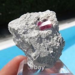 Minéraux : BÉRYL ROUGE BIXBITE extrêmement rare, ÉMERAUDE ROUGE, Utah