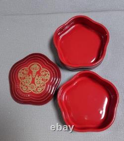 Neuf, jamais utilisé, ramequin empilable LE CREUSET extrêmement rare, Fleur