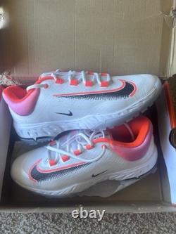 Nike Domain 3 chaussures à crampons de cricket taille UK 8, neuves, extrêmement rares