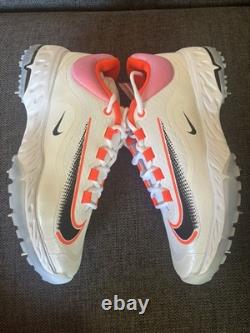 Nike Domain 3 chaussures à crampons de cricket taille UK 8, neuves, extrêmement rares