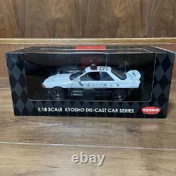 Nouvelle 1 18 Nissan Skyline GT R (R32) de Kyosho extrêmement rare voiture de police de Kanagawa