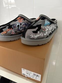 Palace x UGG Tasman Slipper « black camo » US12 AW24. Extrêmement rare. Neuf.