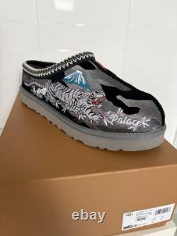Palace x UGG Tasman Slipper « black camo » US12 AW24. Extrêmement rare. Neuf.