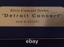 Poupée 'Elvis Detroit Concert' extrêmement rare, comme neuve, seulement 20 000 exemplaires fabriqués, en boîte