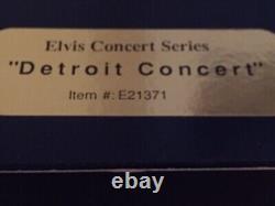 Poupée de concert 'Detroit' d'Elvis TRÈS RARE COMME NEUVE SEULEMENT 20 000 FABRIQUÉES EN BOÎTE