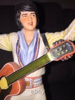 Poupée de concert d'Elvis 'Detroit' EXTREMEMENT RARE ÉTAT NEUF SEULEMENT 20 000 FABRIQUÉES EN BOÎTE