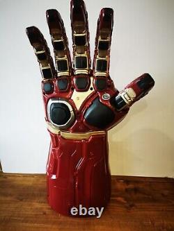 Robert Downey Junior Ironman A Signé Gauntlet. Très Rare! Conditon Parfait