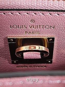 Sac extrêmement rare en cuir d'autruche rose Louis Vuitton City Steamer