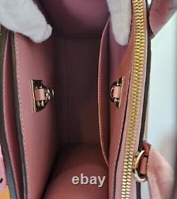 Sac extrêmement rare en cuir d'autruche rose Louis Vuitton City Steamer