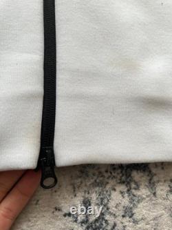 Survêtement Nike Tech Fleece Noir Blanc Tic Rare en Or Nouvelle Saison Taille S Survêtement Nike Tech Fleece Noir Blanc Tic Rare en Or Nouvelle Saison Taille S