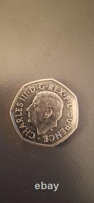 TRES RARE, pièce de 50 pence du roi Charles III brillante et neuve