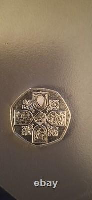TRES RARE, pièce de 50 pence du roi Charles III brillante et neuve