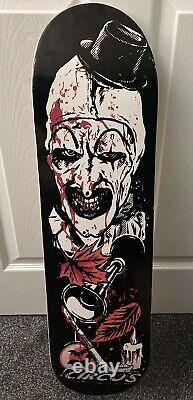 Terrifier Art The Clown Planche de Skateboard Extrêmement Rare