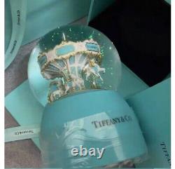 Tiffany : Tout nouveau globe de neige carrousel de la marque Tiffany, en provenance du Japon, extrêmement rare et mignon.