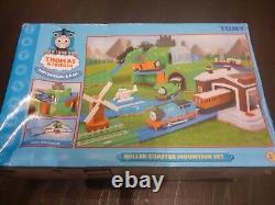 Tomy Thomas piste de montagnes russes Trackmaster, extrêmement rare, tout neuf