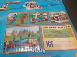 Tomy Thomas piste de montagnes russes Trackmaster, extrêmement rare, tout neuf