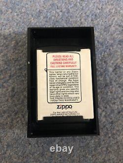 Très rare briquet Zippo Laurel et Hardy Pitfall 1995 neuf jamais utilisé dans sa boîte