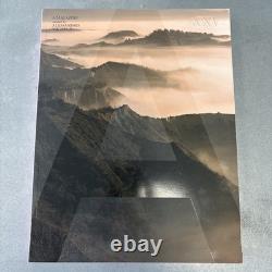 Un magazine, sélectionné par Alessandro Michele, numéro 16, extrêmement rare, neuf
 <br/>