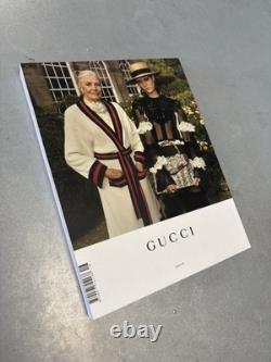 Un magazine, sélectionné par Alessandro Michele, numéro 16, extrêmement rare, neuf


	<br/>
 