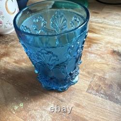 Verre bleu à texture arabesque, art islamique, Old Baccarat 1840 extrêmement rare