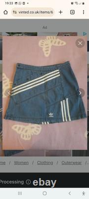 Veste en denim bleu et mini jupe Danielle Cathari x Adidas extrêmement rare taille L