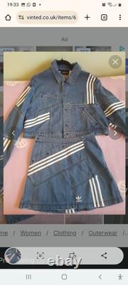 Veste en denim bleu et mini jupe Danielle Cathari x Adidas extrêmement rare taille L