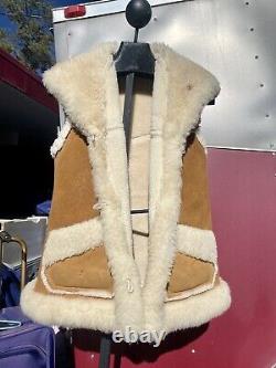 Veste en peau de mouton de la marque Overland Sheepskin Co, extrêmement rare, taille 12, pour femme, de Taos, Nouveau-Mexique.