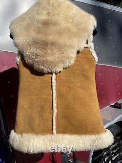 Veste en peau de mouton de la marque Overland Sheepskin Co, extrêmement rare, taille 12, pour femme, de Taos, Nouveau-Mexique.