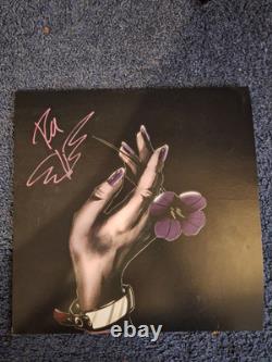 Vinyle de l'histoire de Violet, signé par Ren, tout neuf, jamais joué, extrêmement rare