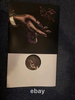 Vinyle de l'histoire de Violet, signé par Ren, tout neuf, jamais joué, extrêmement rare