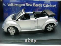 WOW EXTREMEMENT RARE VW New Beetle Cabriolet Turbo 2002 Argent Reflex 118 AutoArt